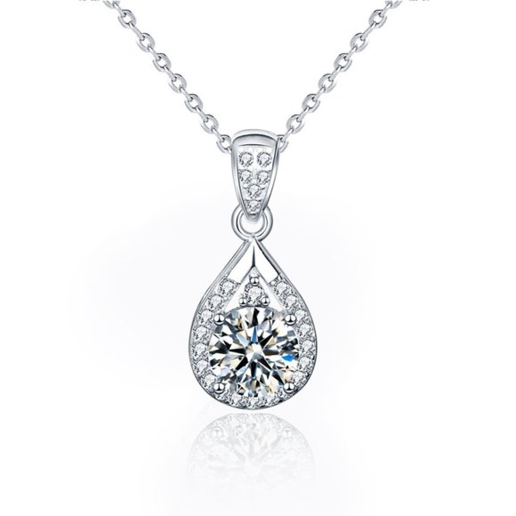 Genuine 1 Carat Moissanite Teardrop Silver necklace For Womens